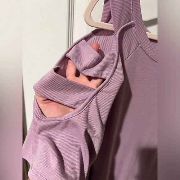 Ava James 2x light purple top - Picture 4 of 5